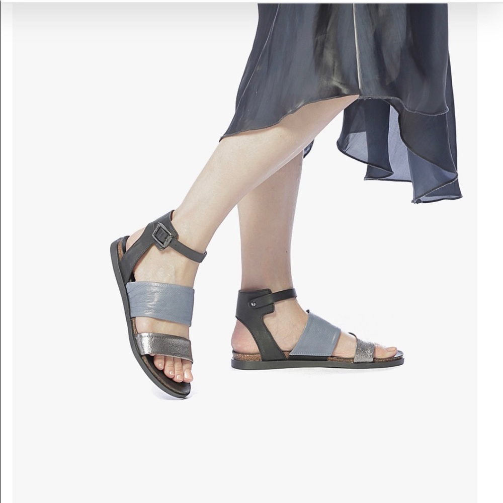 All Black Pompeii Gladiator Sandal